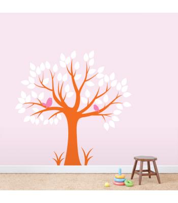 Du paukšteliai medyje